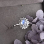 Δαχτυλίδι Οβάλ με Πέτρα Φεγγαριού και Ζιρκόνιο