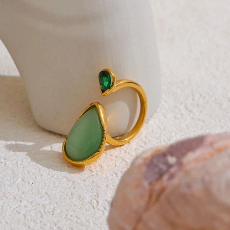 Δαχτυλίδι με σταγόνα νερού από φυσική πέτρα και ζιρκόν