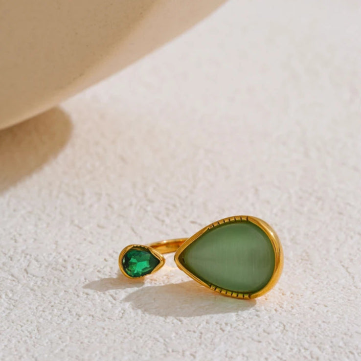 Δαχτυλίδι με σταγόνα νερού από φυσική πέτρα και ζιρκόν