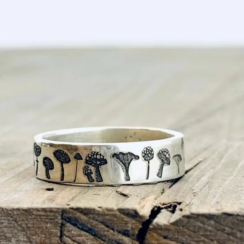 Δαχτυλίδι vintage με μανιτάρια