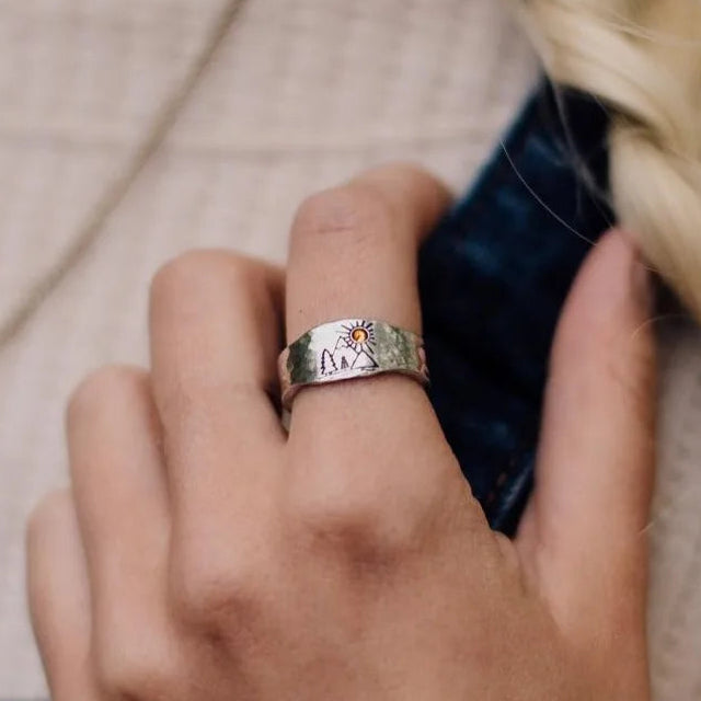 Δαχτυλίδι Βίντατζ Βουνά και Ήλιος