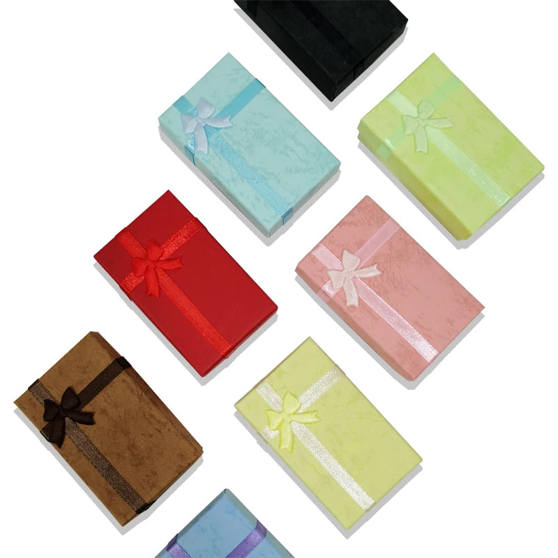 Κουτί για 3 έως 4 Κοσμήματα 