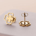 Σκουλαρίκια καρφίτσα με φύλλο τετράφυλλου τριφυλλιού χρυσό