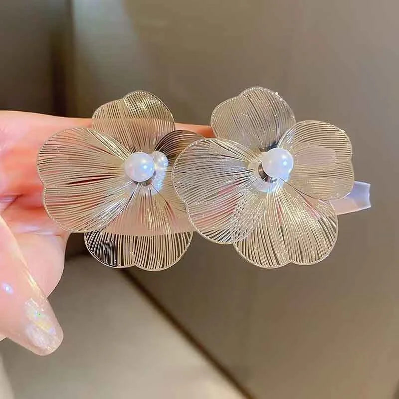 Σκουλαρίκια Καρφίτσα Λουλούδι Με Μεγάλα Λευκά Πέταλα