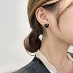 Σκουλαρίκια Καρδιά Κουμπωτά Γυναικεία μαύρα