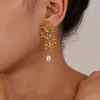 Κρεμαστά Σκουλαρίκια Κοραλλί και Λευκά Μαργαριτάρια