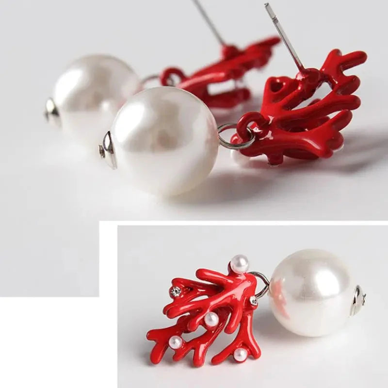 Boucles d'Oreilles Pendantes Corail Rouge et Perles