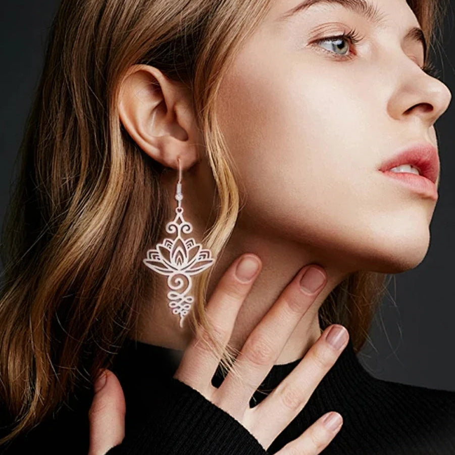 Κρεμαστά Σκουλαρίκια Λωτός για Γυναίκα σε Ασημί