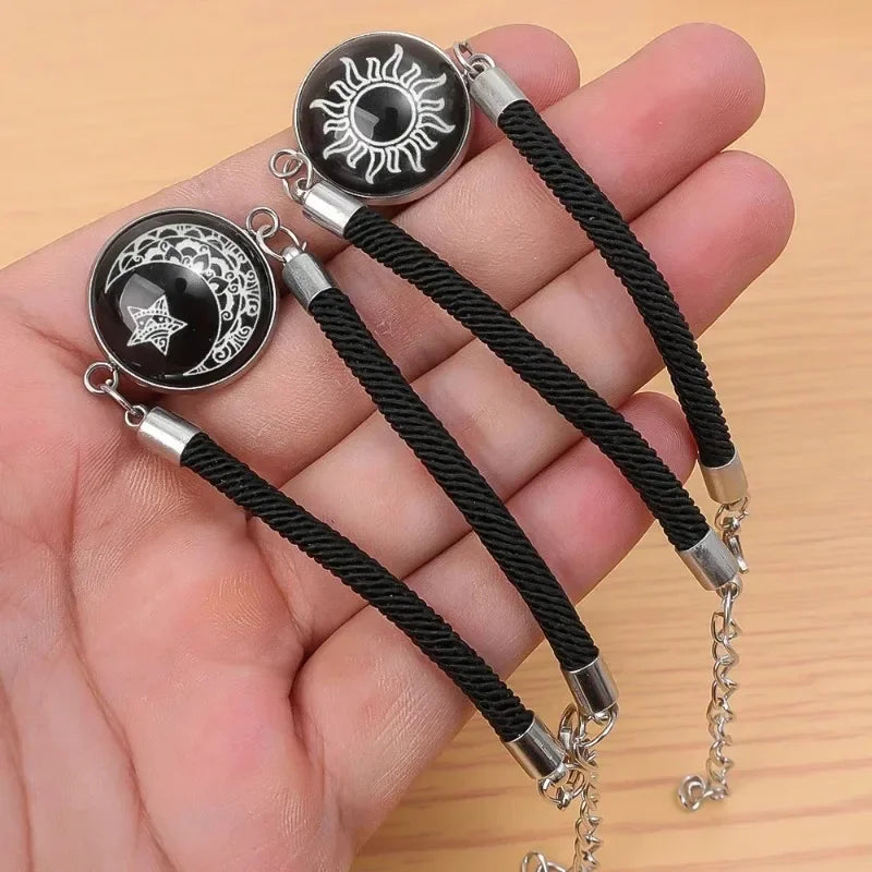 Βραχιόλι με Ημισέληνο και Φωτεινό Μαύρο Ήλιο