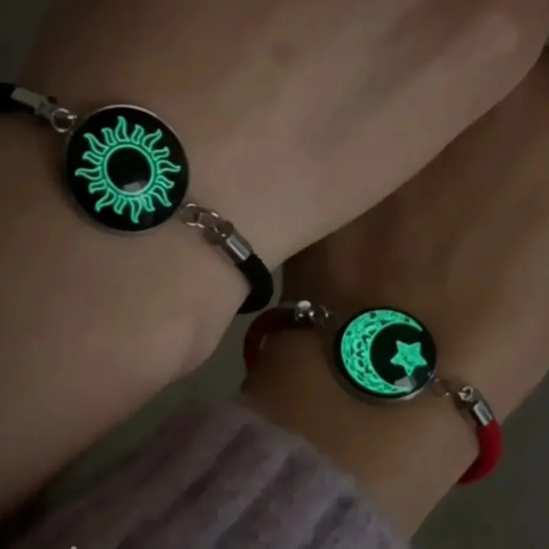 Βραχιόλι με Ημισέληνο και Φωτεινό Ήλιο κόκκινο και μαύρο