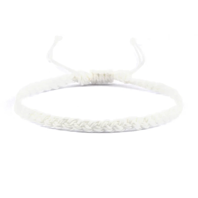 Λεπτό και ρυθμιζόμενο βραζιλιάνικο βραχιόλι λευκό