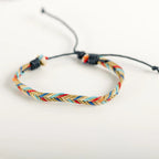 Πλεκτό βραχιόλι βραζιλιάνικου τύπου μπεζ και κόκκινο