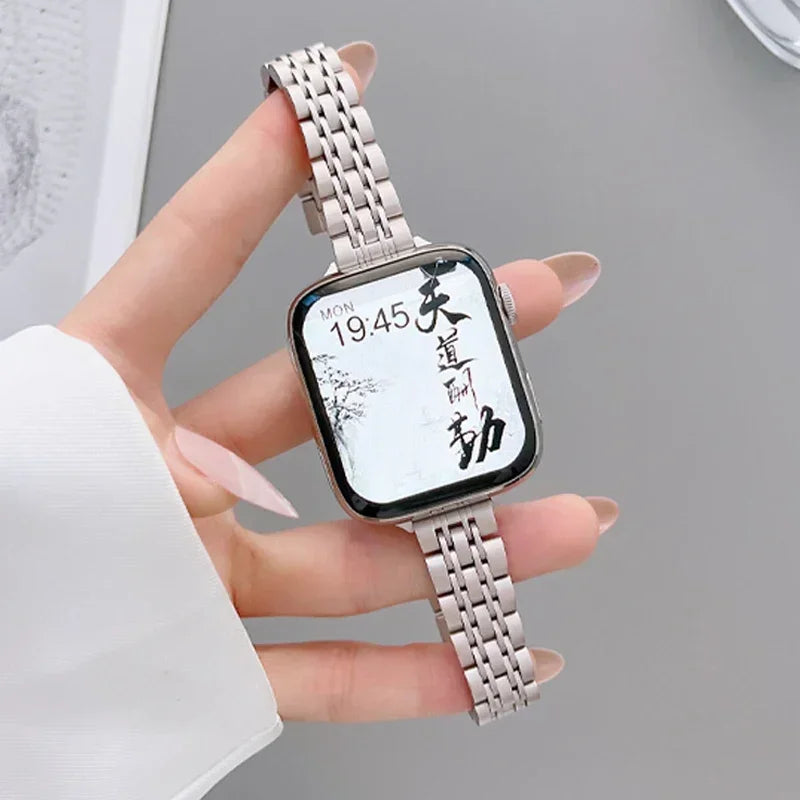 Ανταλλακτικό βραχιόλι για <span data-glossary-id="Apple Watch">Apple Watch</span> από ανοξείδωτο ατσάλι σε ασημί χρώμα