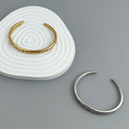 Κομψό βραχιόλι με ασημένια αστέρια και ουράνια σώματα