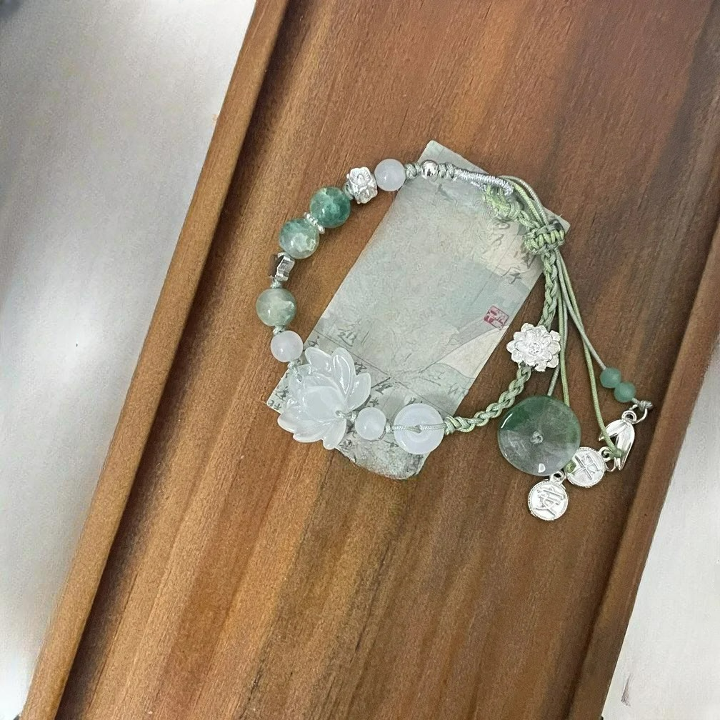 Βραχιόλι με σχοινί, χάντρες και λωτό λουλούδι