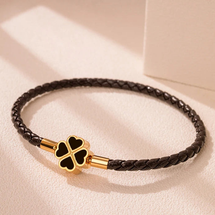 Πλεκτό Δερμάτινο Βραχιόλι με Τετράφυλλο Τριφύλλι καφέ