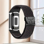 Πλεκτό βραχιόλι για το ρολόι Fitbit Charge 5, Charge 6 μαύρο πολύχρωμο