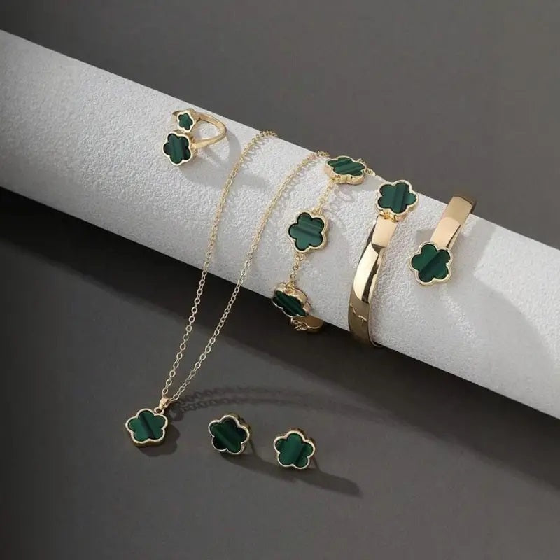 Σετ Κοσμημάτων Τριφύλλι με 5 Κοσμήματα 