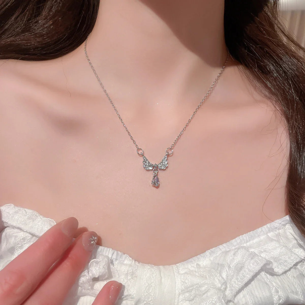 Κολιέ με μενταγιόν φτερά αγγέλου