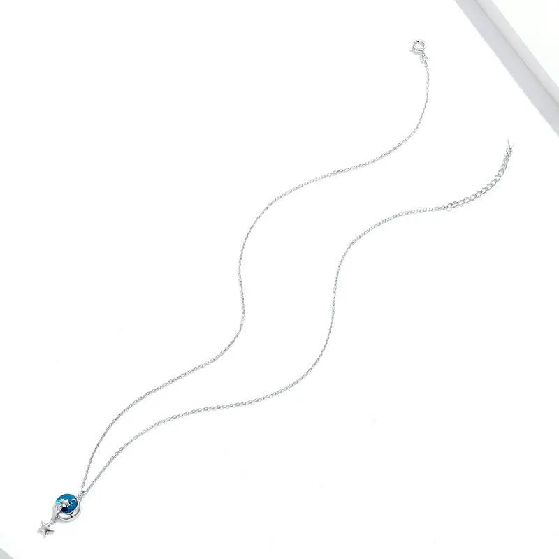 Κολιέ με μενταγιόν με διακόσμηση φεγγάρι και γάτα