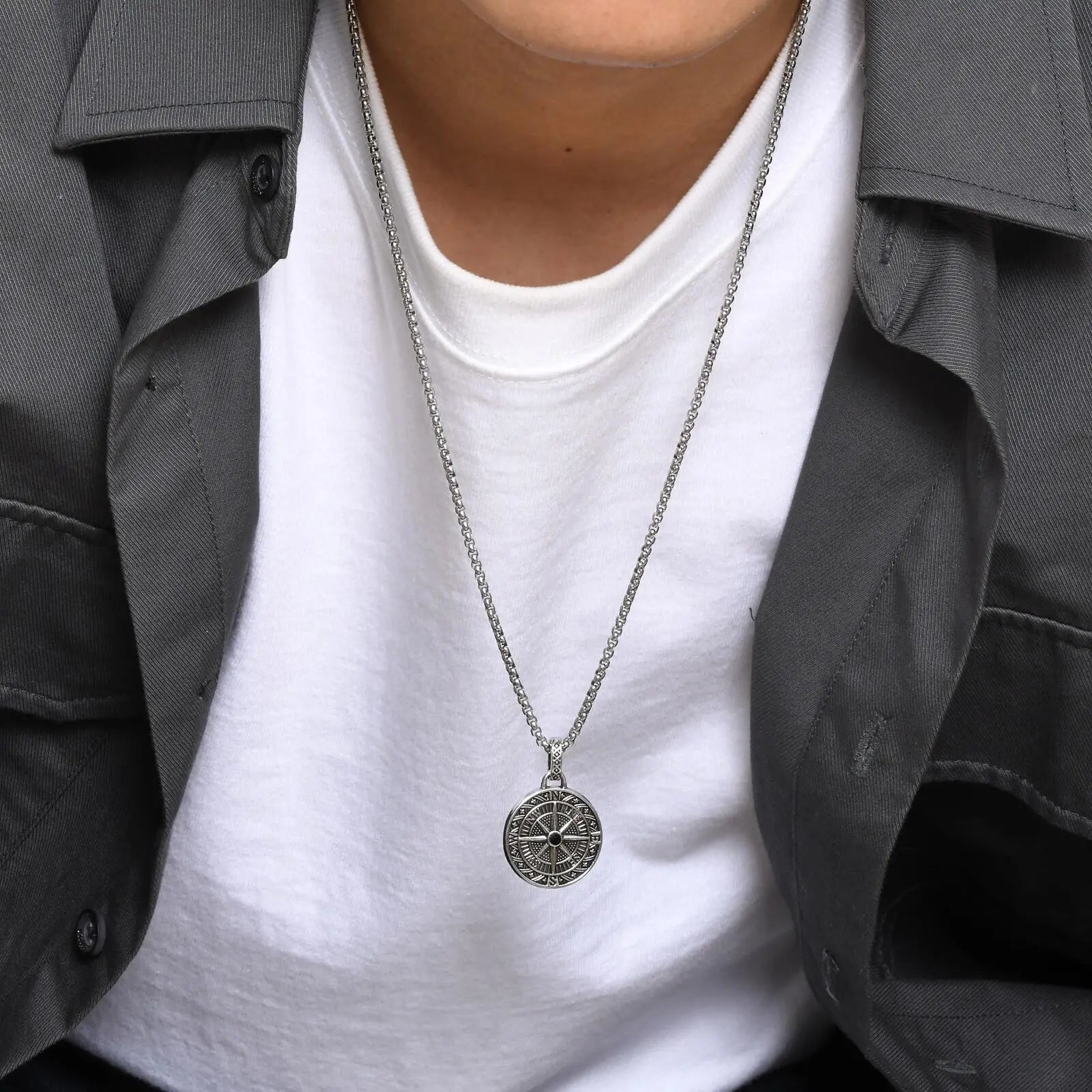 Κολιέ με μενταγιόν πυξίδα ναυτική ρόδα του ανέμου