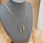 Κολιέ με μενταγιόν Αγκαλιά Αγάπης 