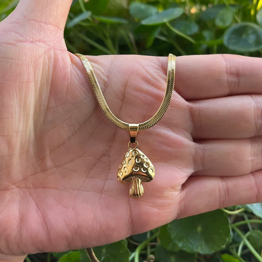 Κολιέ με μενταγιόν μανιτάρι χρυσό