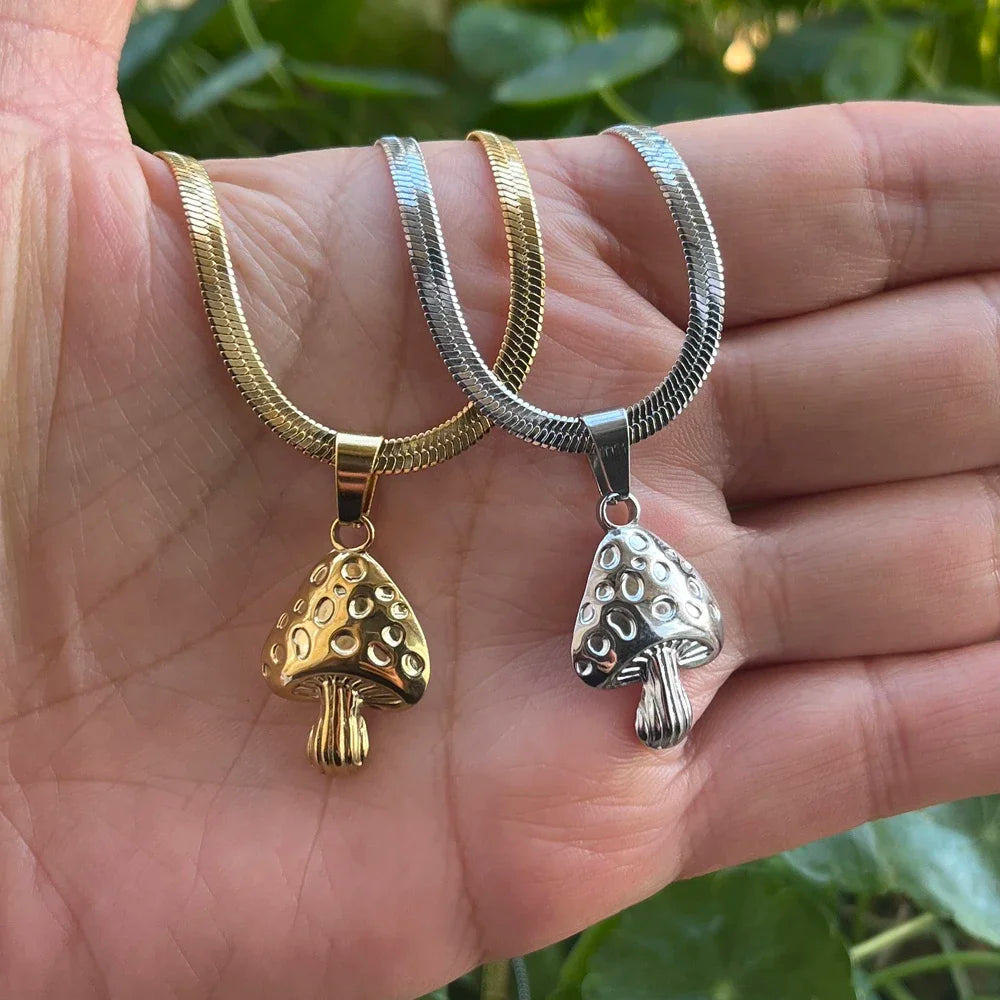 Κολιέ με μενταγιόν μανιτάρι ασημένιο