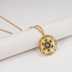 Κολιέ με μενταγιόν κύβος Μετατρόν χρυσό