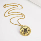 Κολιέ με μενταγιόν κύβος Μετατρόν χρυσό