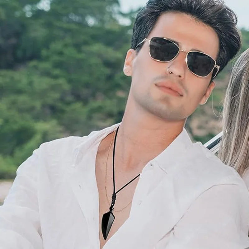 Κολιέ με μενταγιόν από φυσική πέτρα δόντι καρχαρία