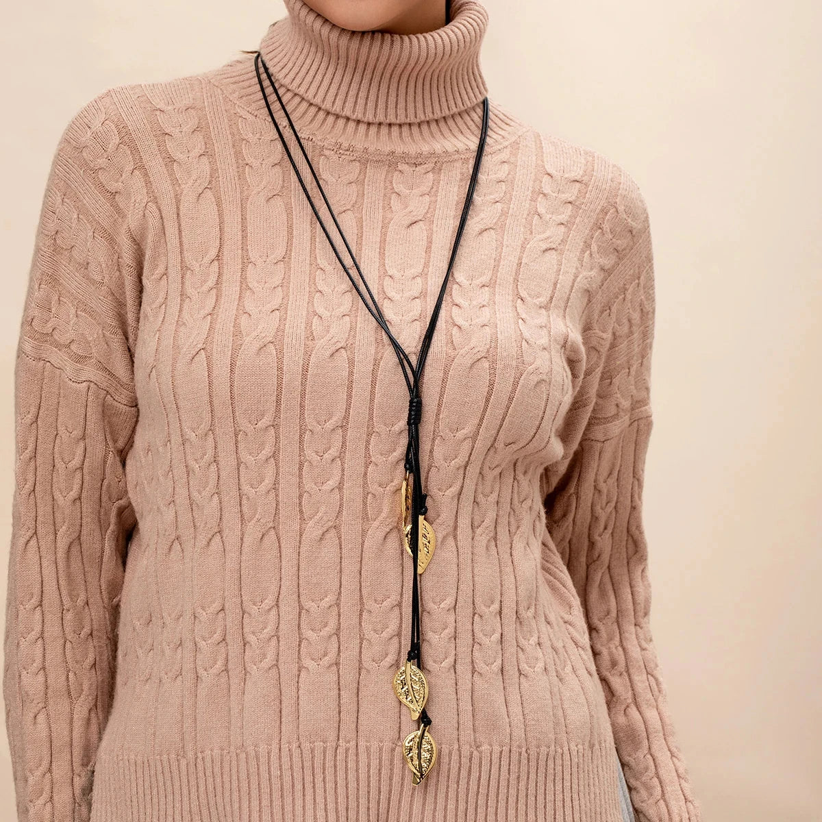 Κολιέ με Φύλλο Φθινοπώρου ως Κρεμαστό