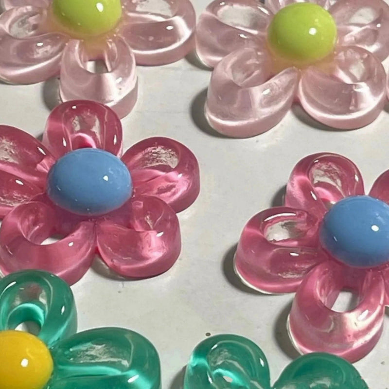 Κολιέ με Πολύχρωμο Κρεμαστό Λουλούδι