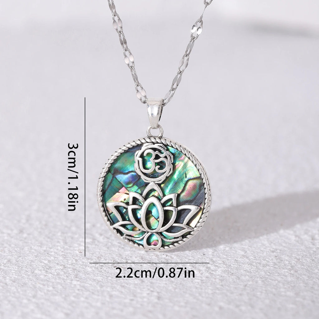 Κολιέ με μενταγιόν λουλούδι λωτού