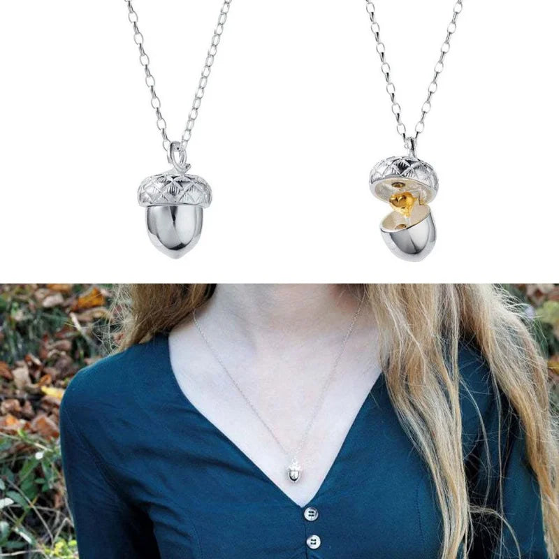 Κολιέ με μενταγιόν φούντα με καρδιά