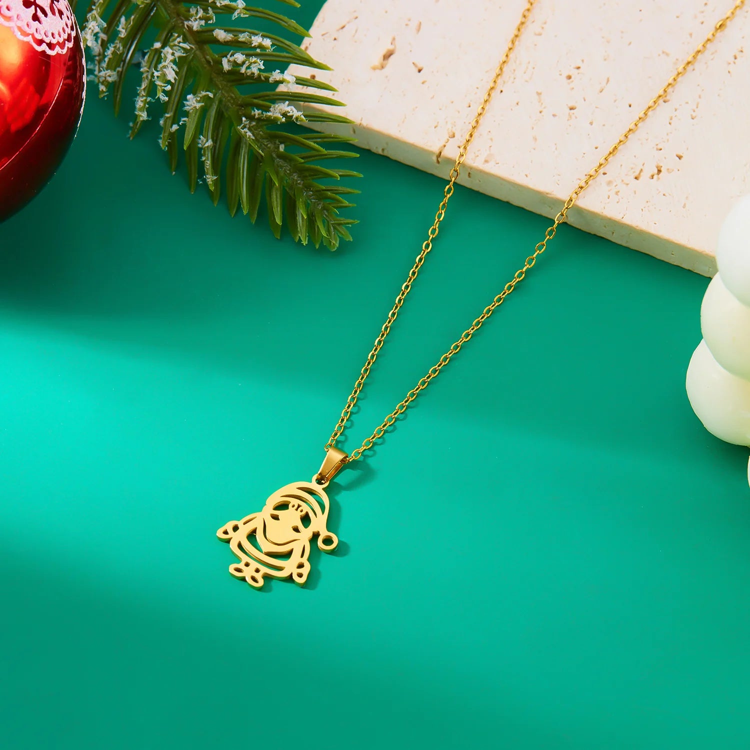 Κολιέ με χειμερινό μενταγιόν Άγιος Βασίλης χρυσό