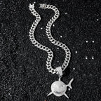 Κολιέ με μενταγιόν καρχαρίας από στρας ασημί