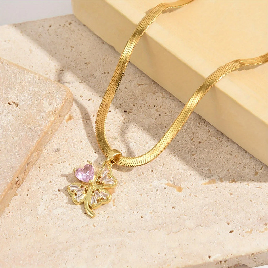 Κολιέ με μενταγιόν τετράφυλλου τριφυλλιού, γούρι και ζιρκόν