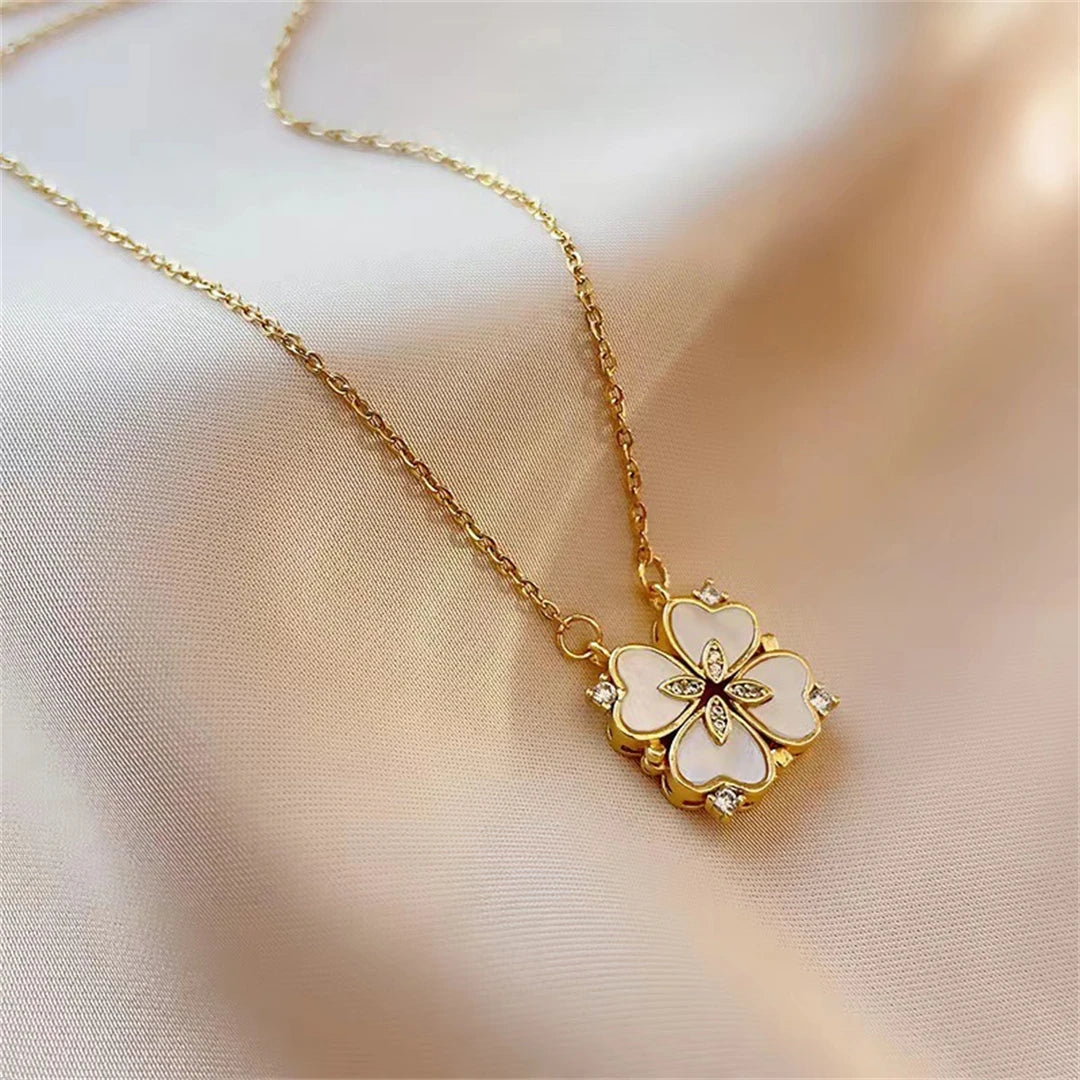 Κολιέ Κοντό με μενταγιόν Τετράφυλλο Τριφύλλι Φυλαχτό χρυσό