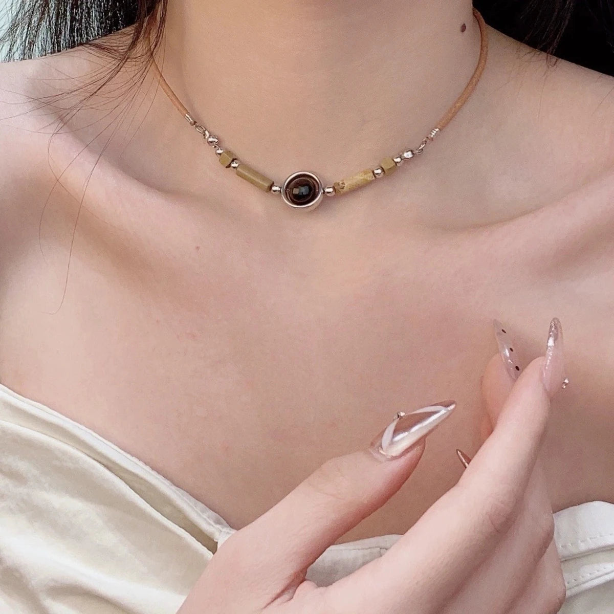 Κολιέ Κρεμαστό Κοντό με Μάτι της Τίγρης