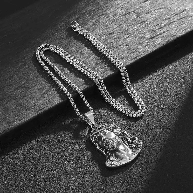 Κολιέ με μενταγιόν κεφάλι Ιησού Χριστού 