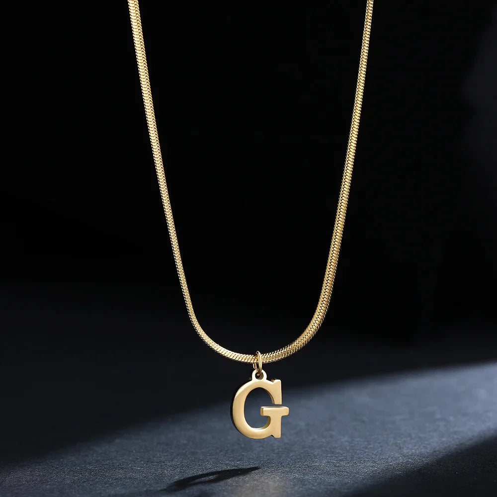 Γυναικείο choker κολιέ με μενταγιόν αρχικού g