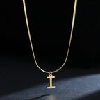 Γυναικείο choker κολιέ με μενταγιόν αρχικού i
