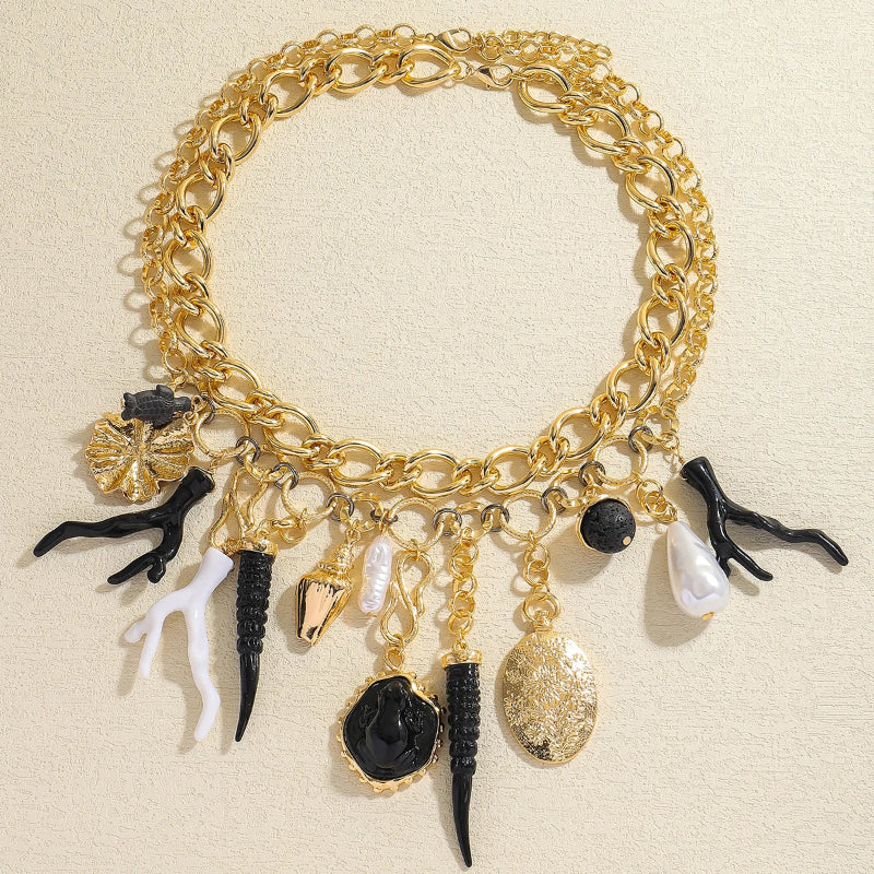 Κολιέ Κοντό με Κρεμαστά Κοράλλι και Κοχύλια