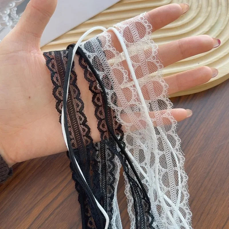 Κολιέ choker με κρεμαστό φιόγκο 