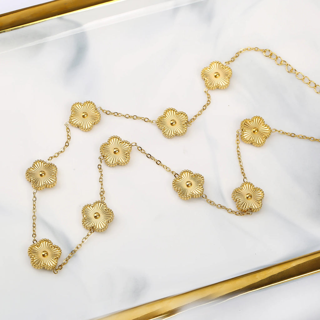 Κολιέ Κοντό με Κρεμαστά Μοτίφ Τετράφυλλο Τριφύλλι