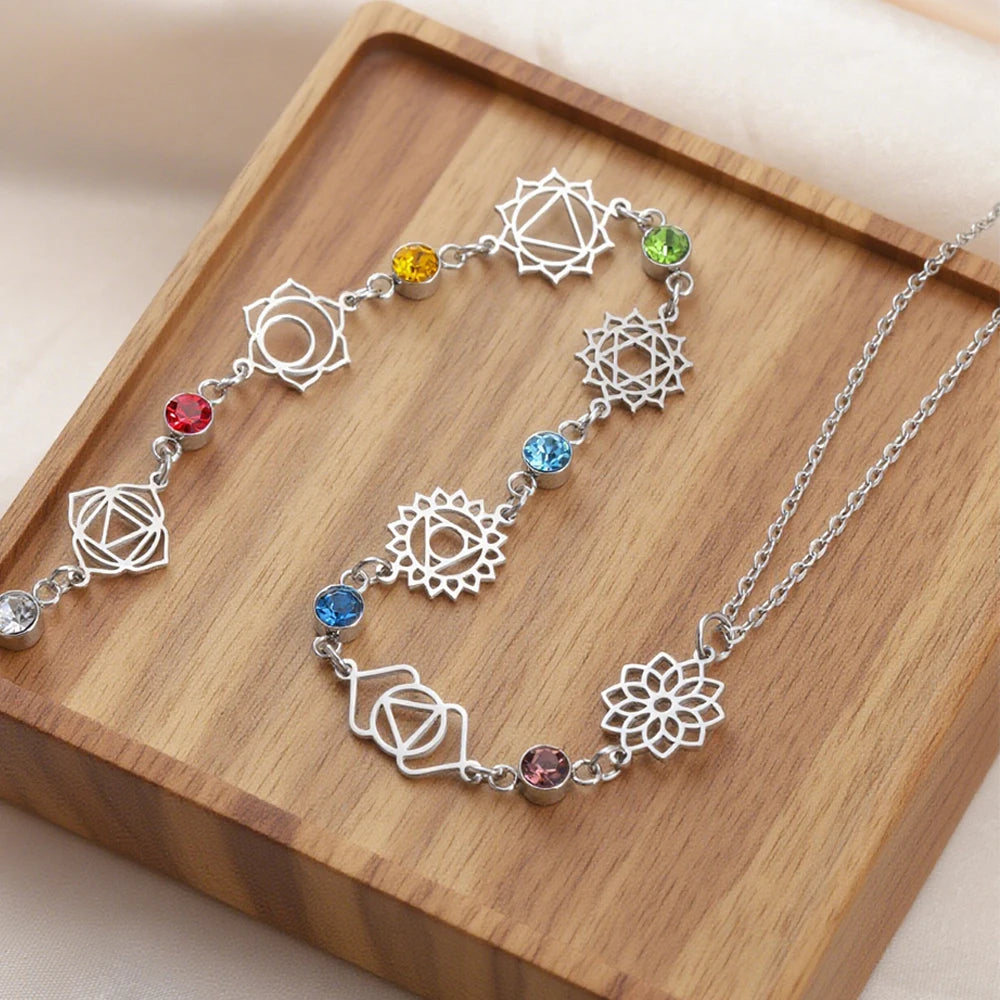 Κολιέ Κοντό με Κρεμαστό με Πέτρες Ζιρκονίου 7 Τσάκρα ασημί