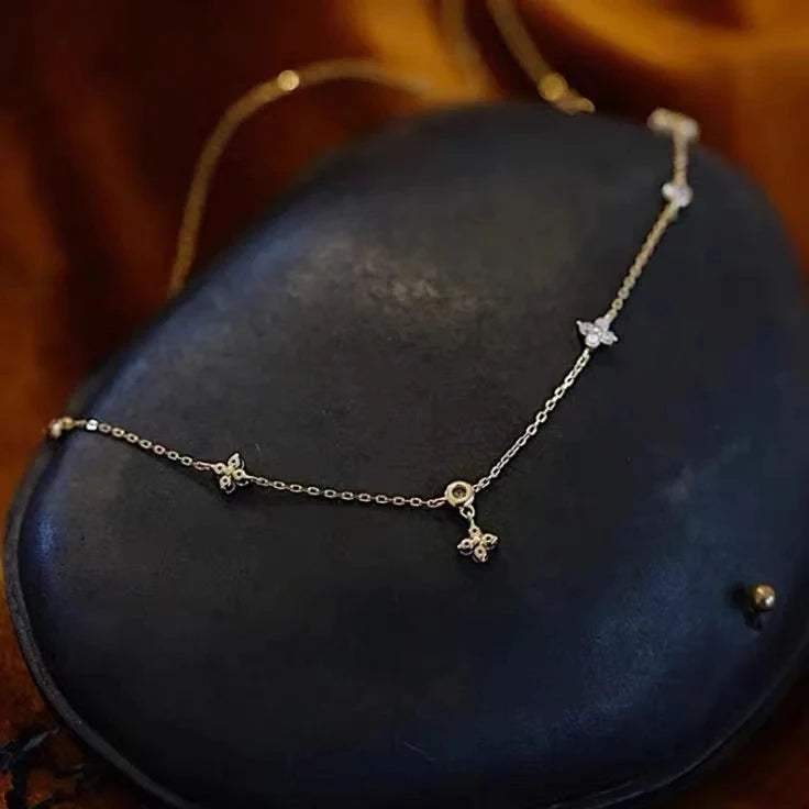 Κολιέ Choker με μενταγιόν λουλούδι από ζιρκόν ασημί