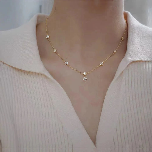 Κολιέ Choker με μενταγιόν λουλούδι από ζιρκόν χρυσό