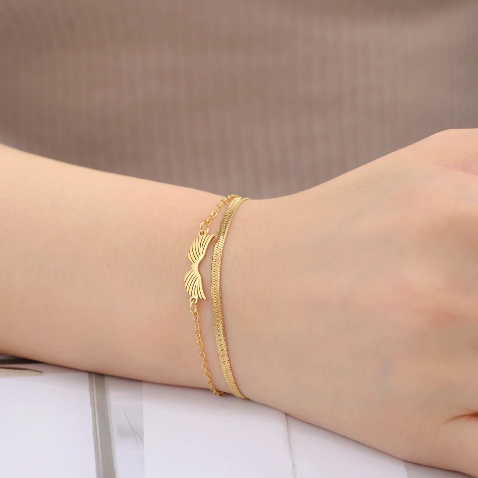Βραχιόλι με διπλά φτερά αγγέλου χρυσό